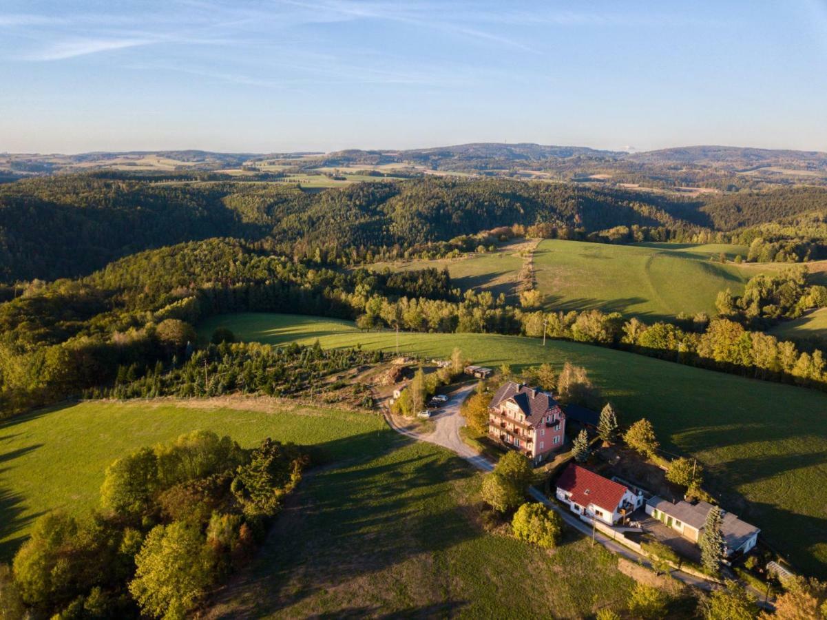 Panorama-Apartments Weinberghaus Mittelndorf Екстер'єр фото